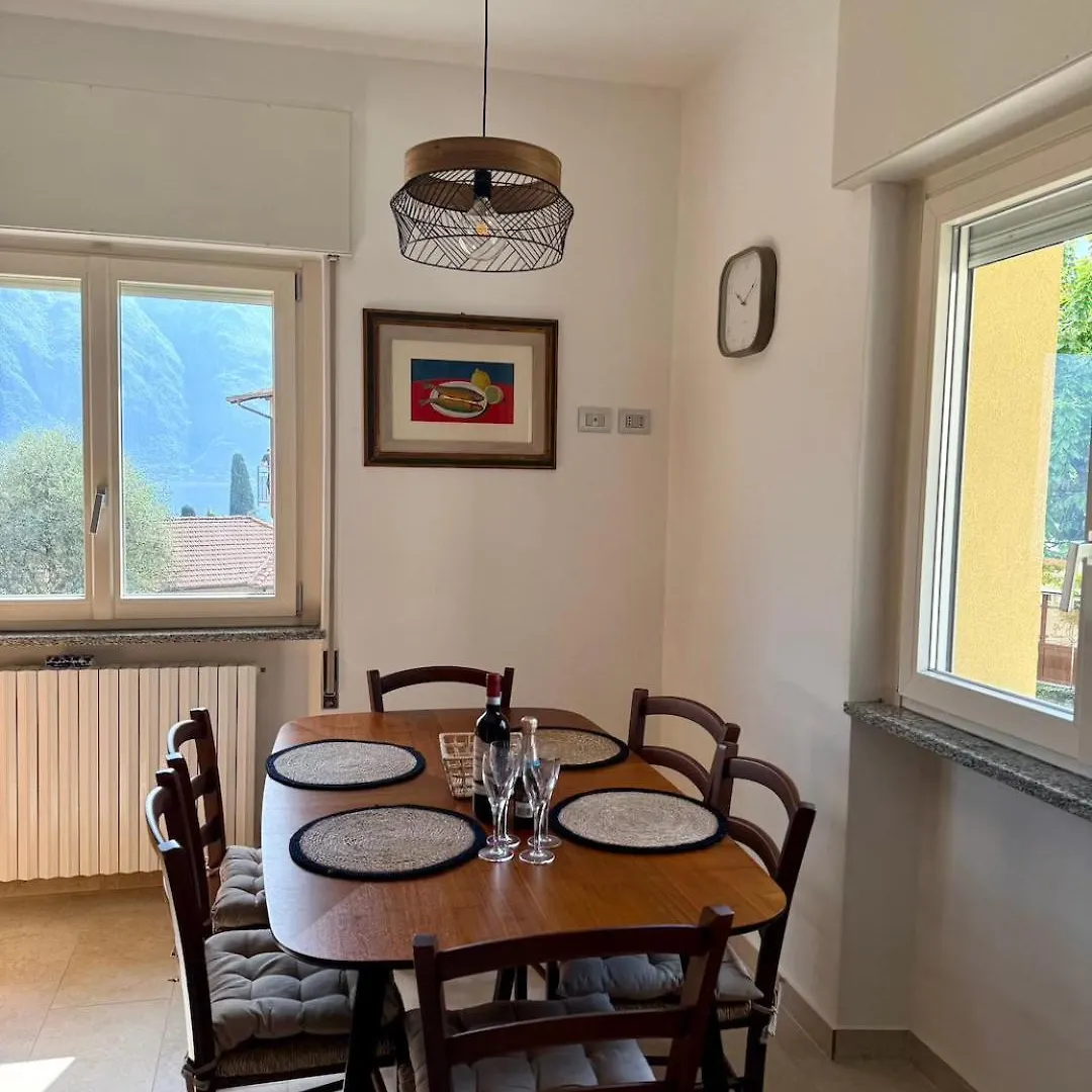 Ersilia Ed Ennio Apartment بيلاجيو إيطاليا